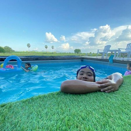 Ban Khok Krathiam Wanlapa Farmstay מראה חיצוני תמונה