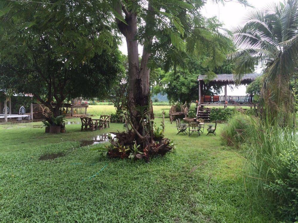Ban Khok Krathiam Wanlapa Farmstay מראה חיצוני תמונה