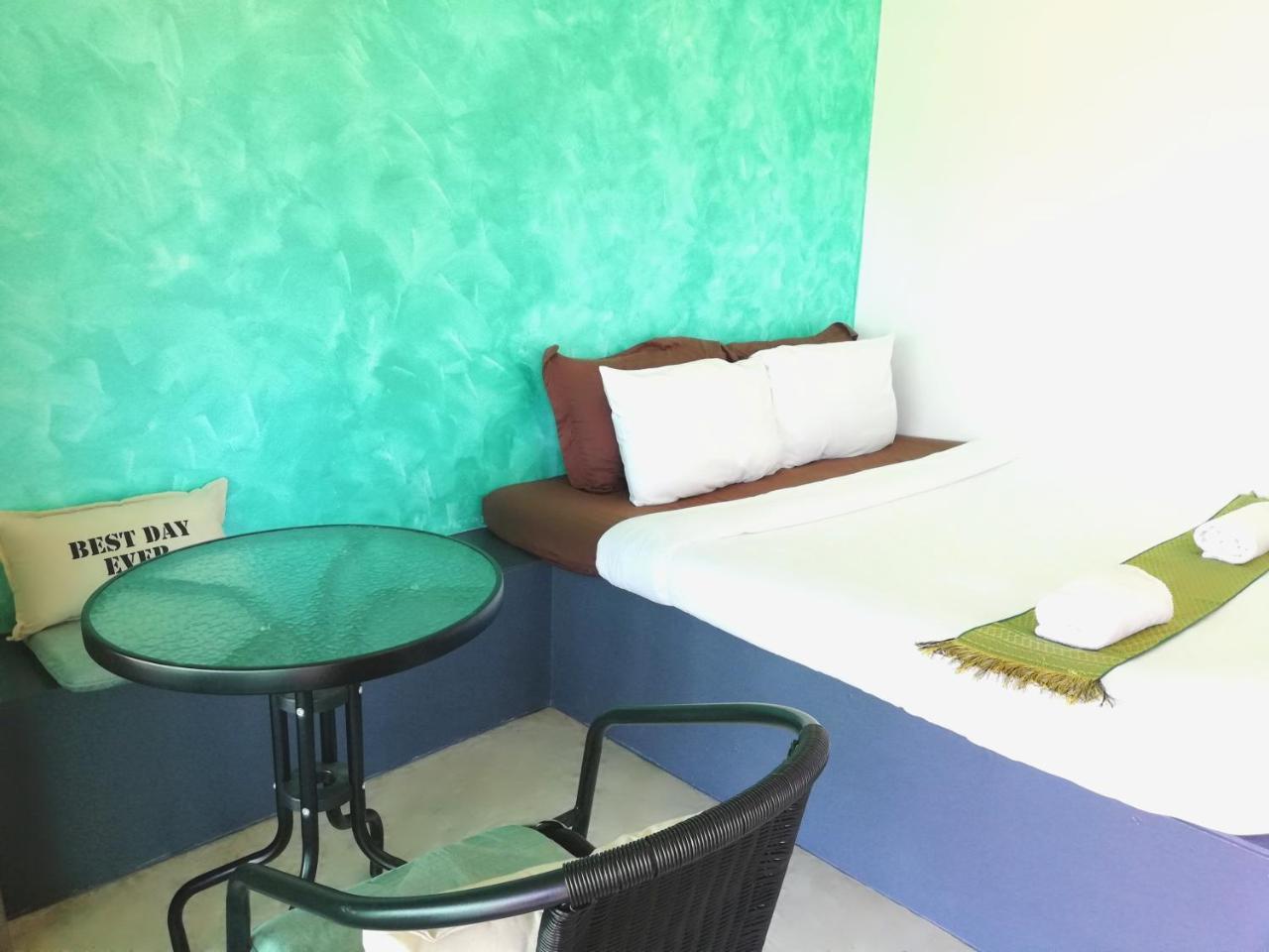 Ban Khok Krathiam Wanlapa Farmstay מראה חיצוני תמונה
